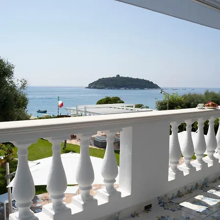 Pietra Rossa Tatil Evi Diamante